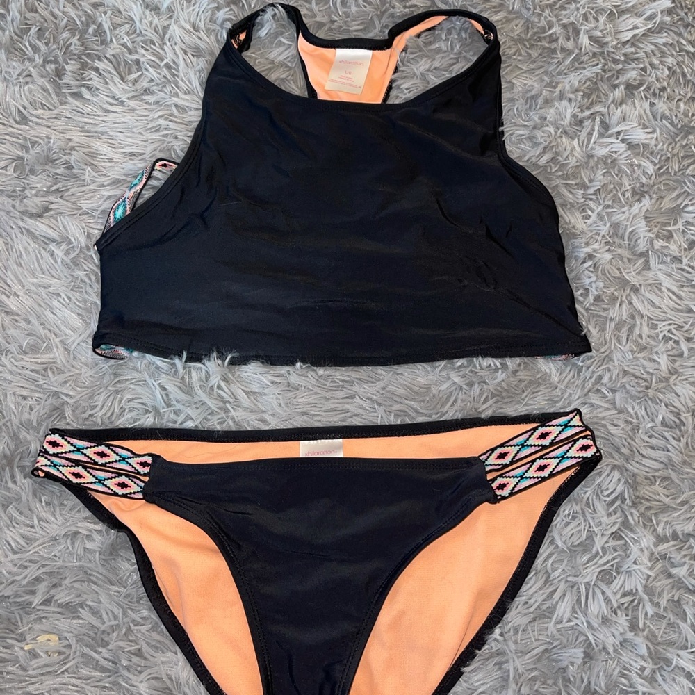 Large Binki top and Medium Bikini bottoms Set